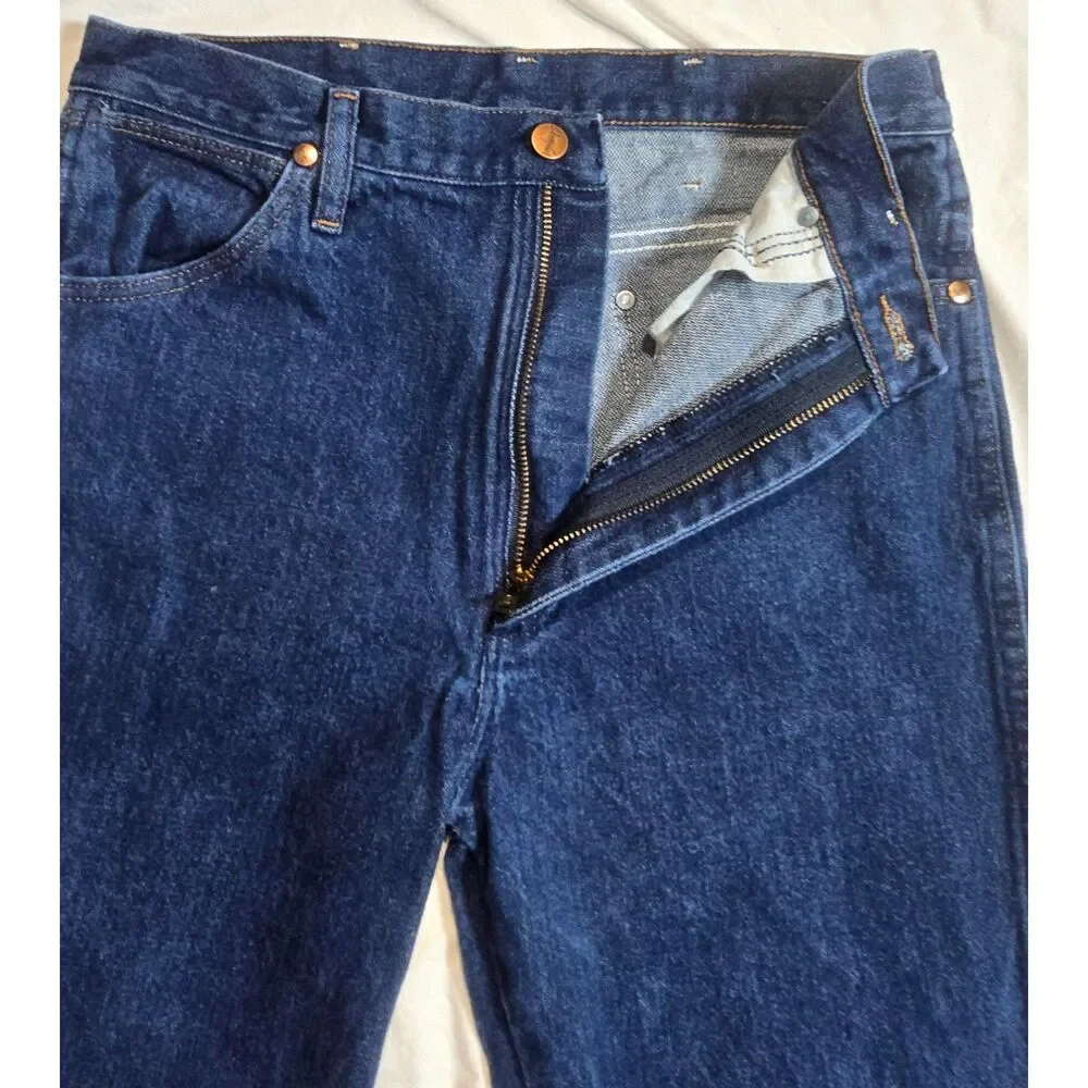 Wrangler Gold Tab/Leather Patch Size 31 x 38 Men's Jeans - NWOT - 23